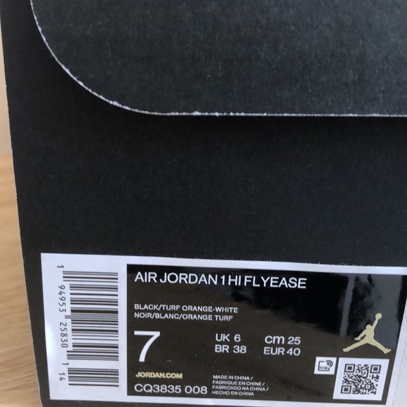 🖤🧡NIKE AIR JORDAN 1 HI FLYEASE SNEAKERS🧡🖤 - Picture 11 of 12